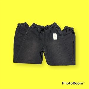 Forever 21 jogger pant for women size M, elastic waist and ankles.